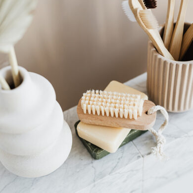 sustainable-beauty-tips-bathroom-ecofriendly-waste-free